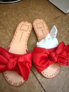 NW Dolce Vita Red Satin Bow Slide Sandals